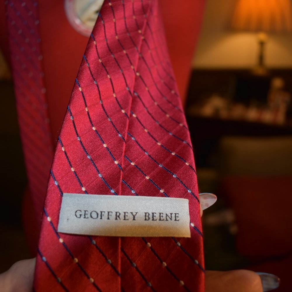 tie - Picture 3 of 3